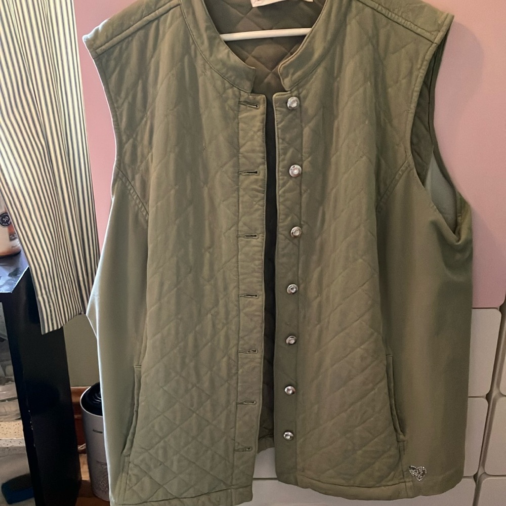 Green Quilted Vest with Stand-Up Collar